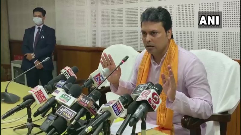 त्रिपुरा बीजेपी में उठापटक, सीएम बिप्लव देव जनता से पूछेंगे ‘मुख्यमंत्री रहना चाहिए या नहीं’