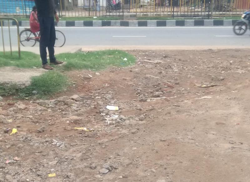 बोकारो: सड़क न होने से परेशान स्थानीय लोग, गहरी नींद सोया है सरकारी महकमा