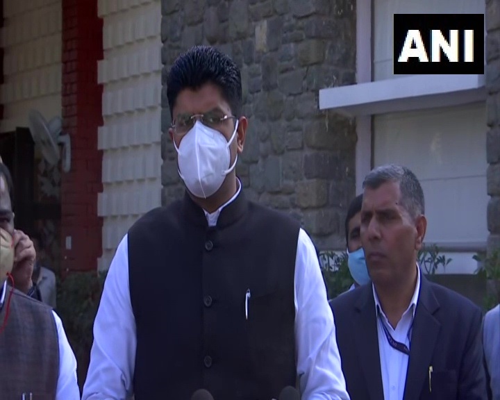 दुष्यंत चौटाला पर बढ़ा विधायकों का दबाव, “खटटर सरकार से वापस लें समर्थन”