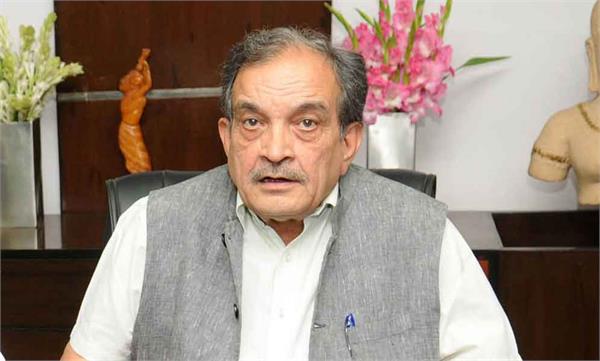 कृषि कानून पर पूर्व केंद्रीय मंत्री बोले “मैं पहले किसान का बेटा बाद में बीजेपी नेता”