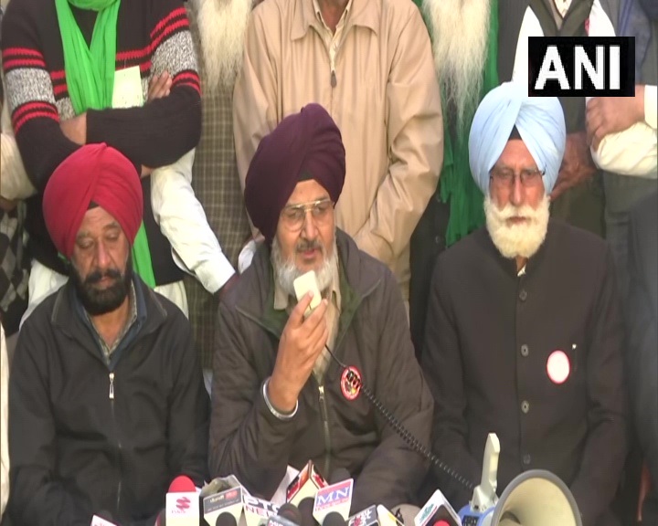 केंद्र सरकार की चिट्ठी पर कल फैसला लेंगे किसान