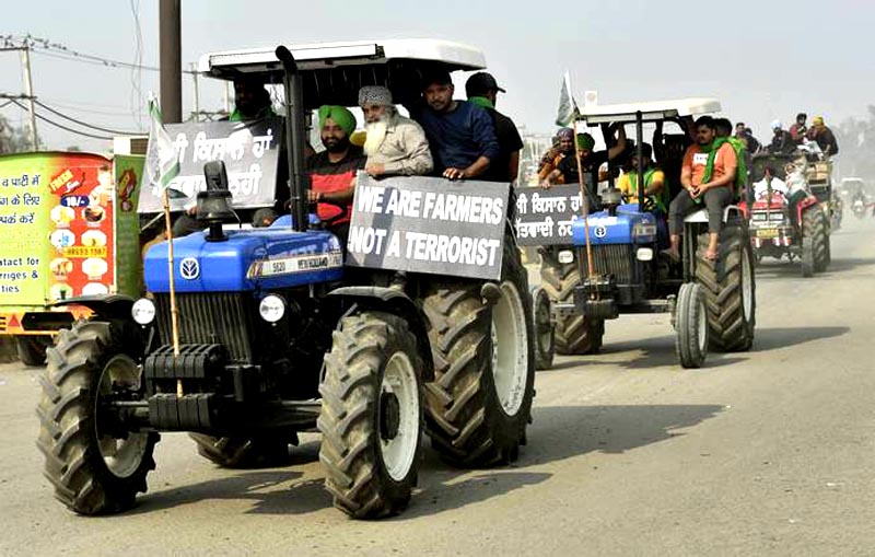 आज किसान दिखाएंगे सरकार को अपना दम