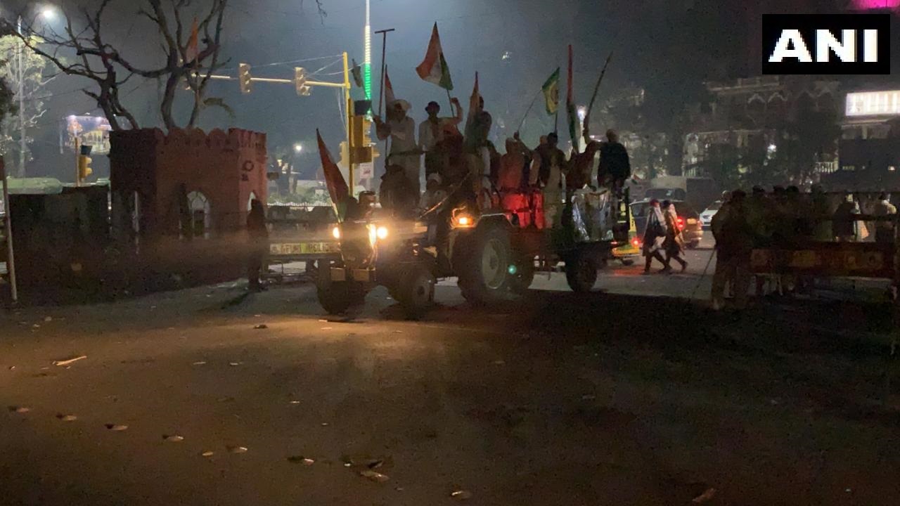 सरकार ने दिए कार्रवाही के संकेत, गृह मंत्रालय ने बुलाई बैठक, अर्ध सैनिकबलो की 15 टुकड़ियां बुलाई गईं