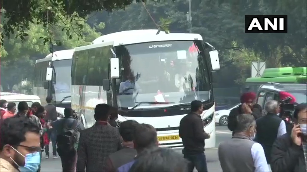 Live: विज्ञान भवन पहुंचे किसान नेता, कृषि कानूनों और एमएसपी पर होगी सरकार से बात