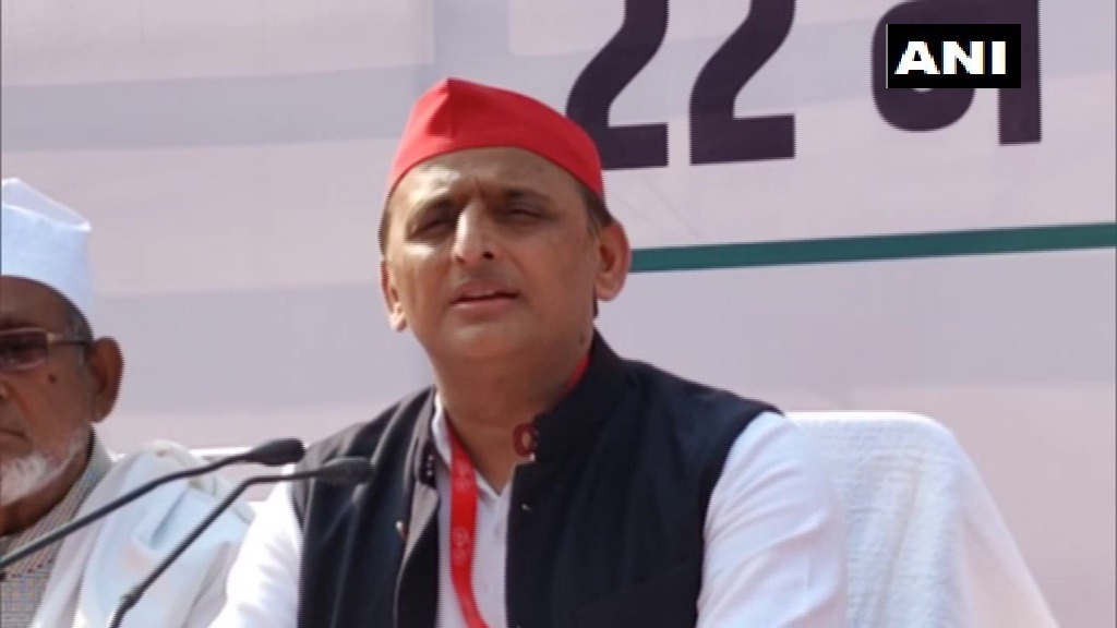 पश्चिम बंगाल विधानसभा चुनाव में ममता बनर्जी को समर्थन देंगे अखिलेश