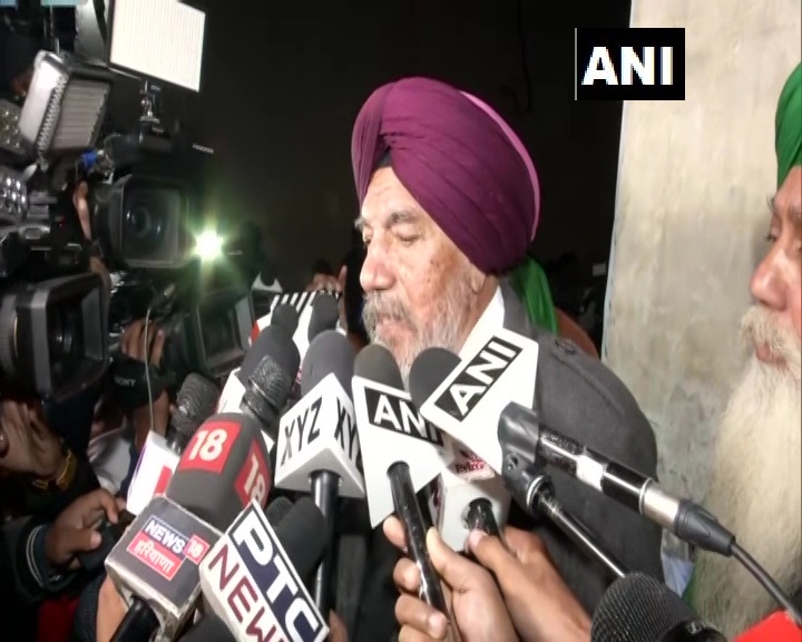 किसानो ने सरकार का प्रस्ताव किया ख़ारिज, कृषि कानूनों को रद्द करने की मांग पर अड़े