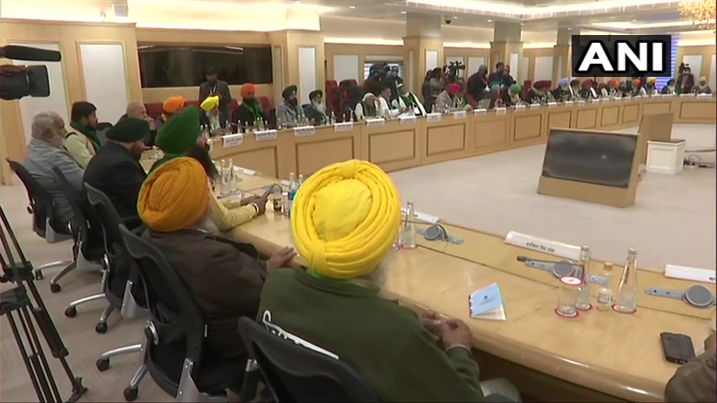 Live: विज्ञान भवन में किसानो और सरकार के बीच 8वे दौर की वार्ता शुरू