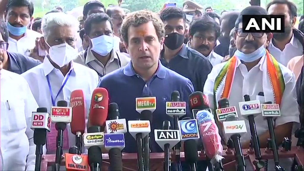 किसानो के आंदोलन पर मुझे गर्व, सरकार को तीनो कृषि कानून वापस लेने होंगे: राहुल गांधी