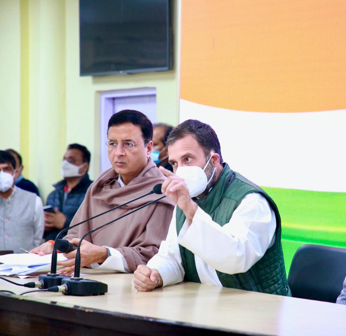 राहुल गांधी का सरकार पर हमला: किसान पीछे नहीं हटेंगे, सरकार को ही हटना पड़ेगा