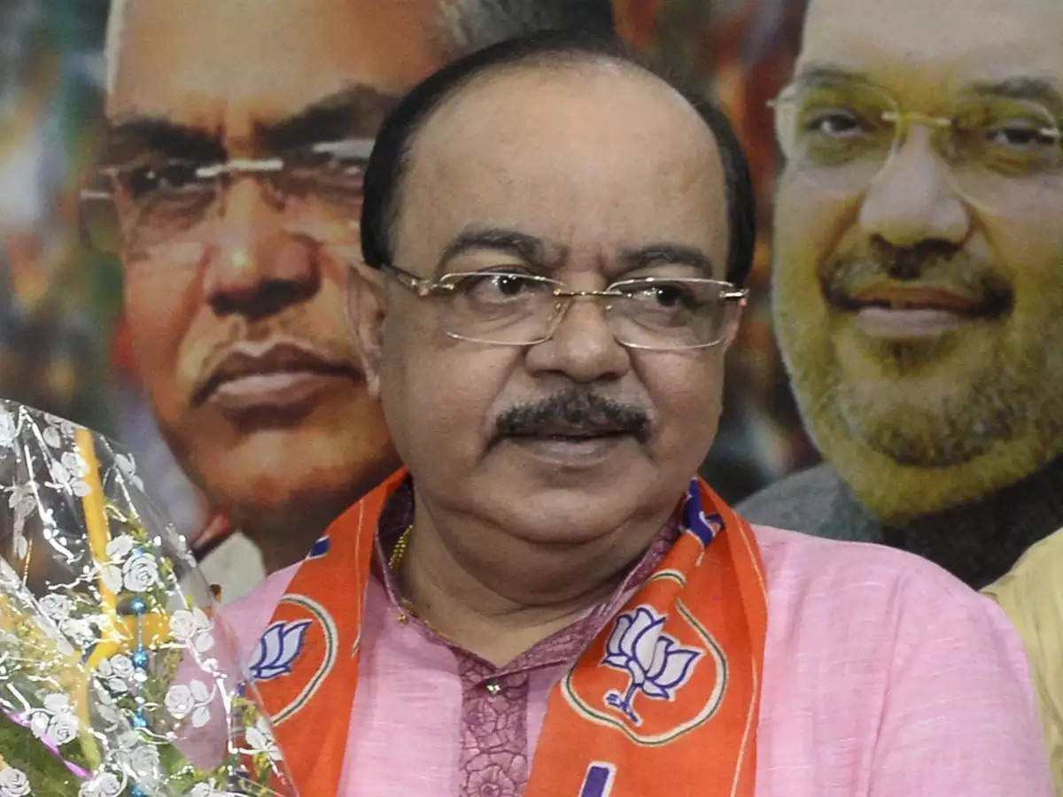 बंगाल में बीजेपी को झटका: शोभन चटर्जी और वैशाखी बनर्जी ने छोड़ी भाजपा