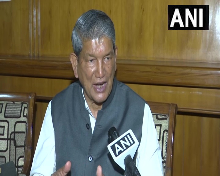 उत्तराखंड: मुख्यमंत्री के इस्तीफे पर बोले हरीश रावत “2022 में बीजेपी जाएगी, कांग्रेस आएगी”