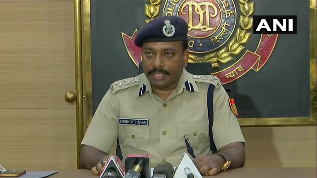 दिल्ली में आज से रात का कर्फ्यू लागू