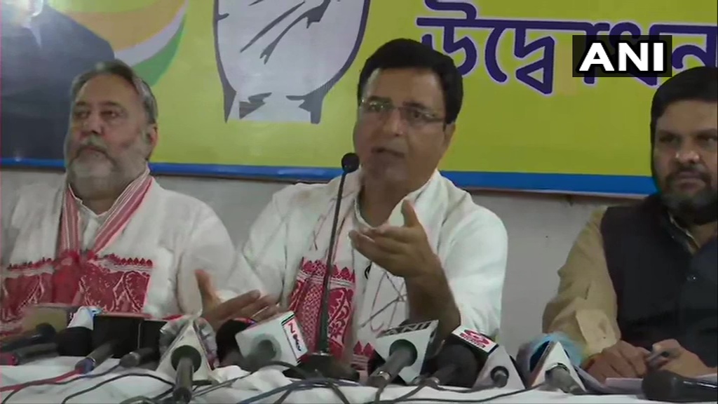 बीजेपी उम्मीदवार की कार में EVM मिलने पर चुनाव आयोग के स्पष्टीकरण से संतुष्ट नहीं कांग्रेस