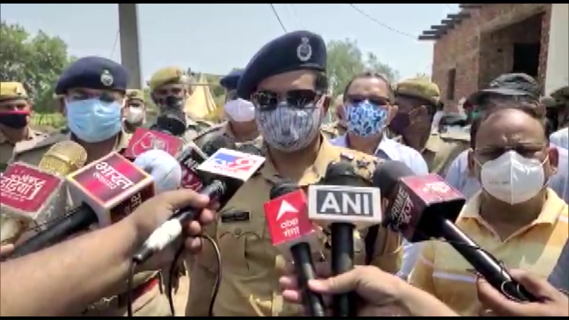 उत्तर प्रदेश: अलीगढ़ में ज़हरीली शराब पीने से 11 की मौत