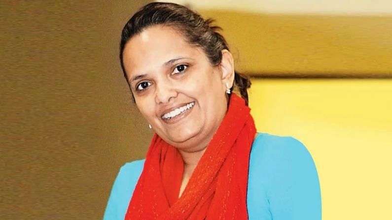 धोखाधड़ी के आरोप में महात्मा गांधी की परपोती को सात साल की सजा