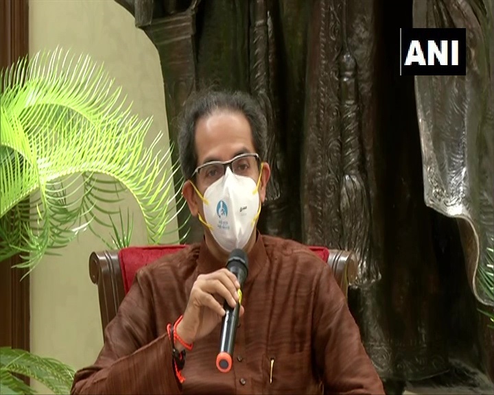 पीएम मोदी से मुलाकात के बाद बोले उद्धव ‘नवाज़ शरीफ से मिलने नहीं गया था’