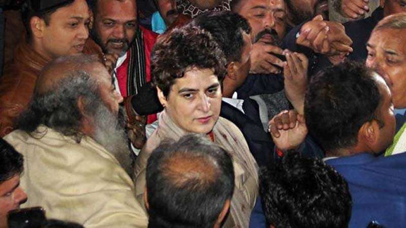 लखीमपुर खीरी कांड: प्रियंका गांधी हिरासत में, कांग्रेस का कई जगह प्रदर्शन