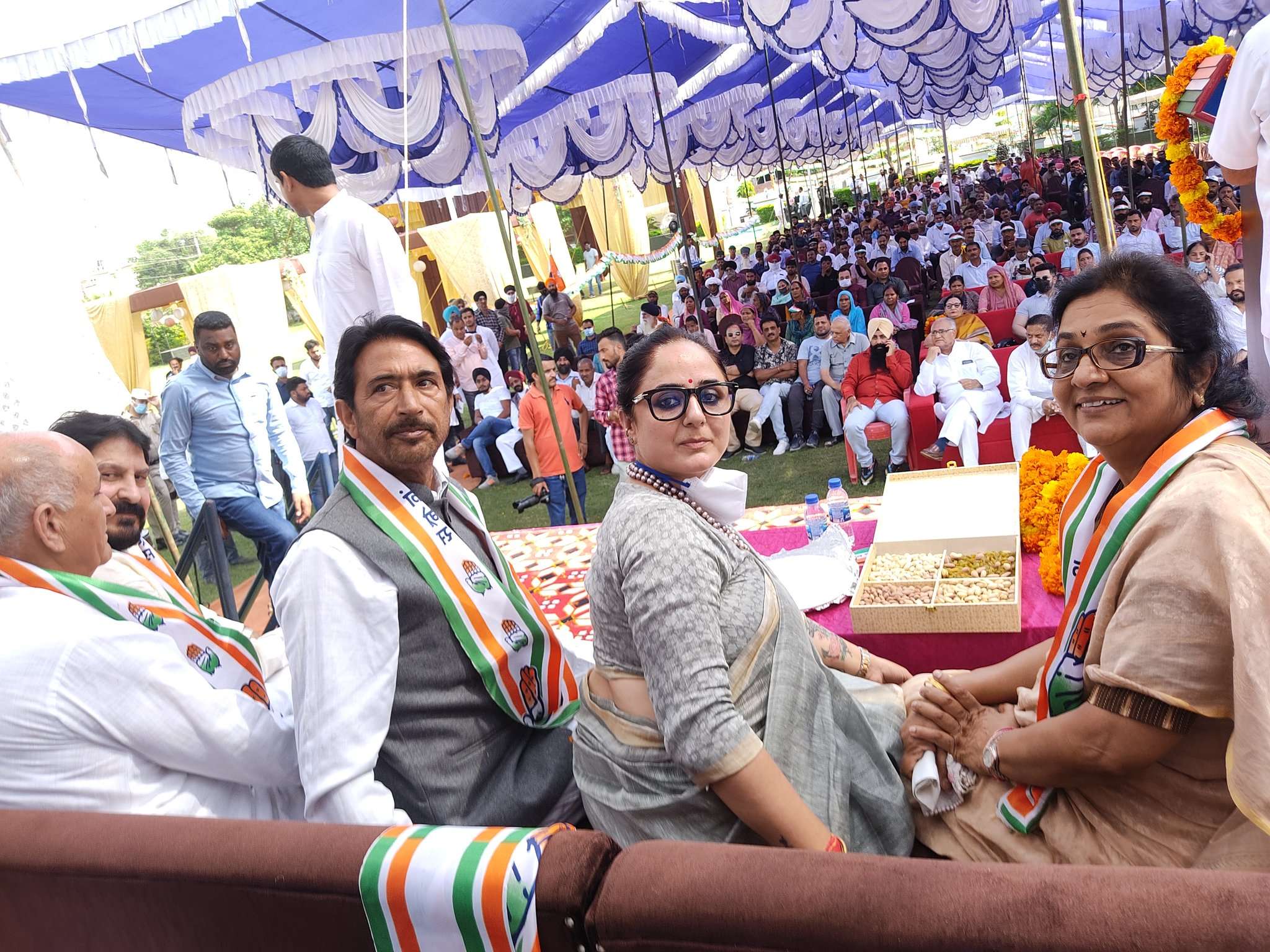 Prominent Lawyer Deepika Singh Rajawat joins Congress