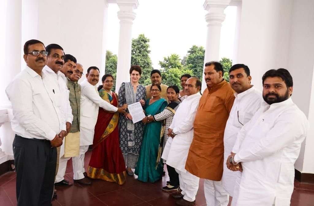 उत्तर प्रदेशीय प्राथमिक शिक्षक संघ ने प्रियंका गांधी का किया धन्यवाद