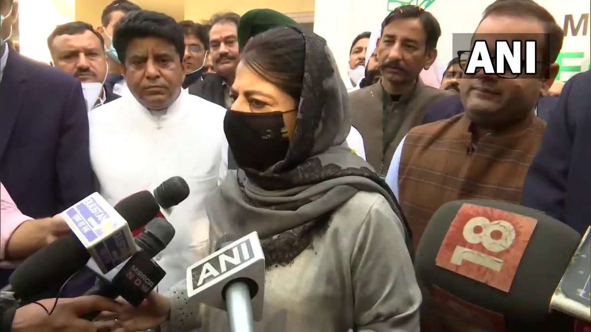 अब महबूबा मुफ़्ती ने बीजेपी-आरएसएस पर लगाया हिंदुत्व को हाईजैक करने का आरोप