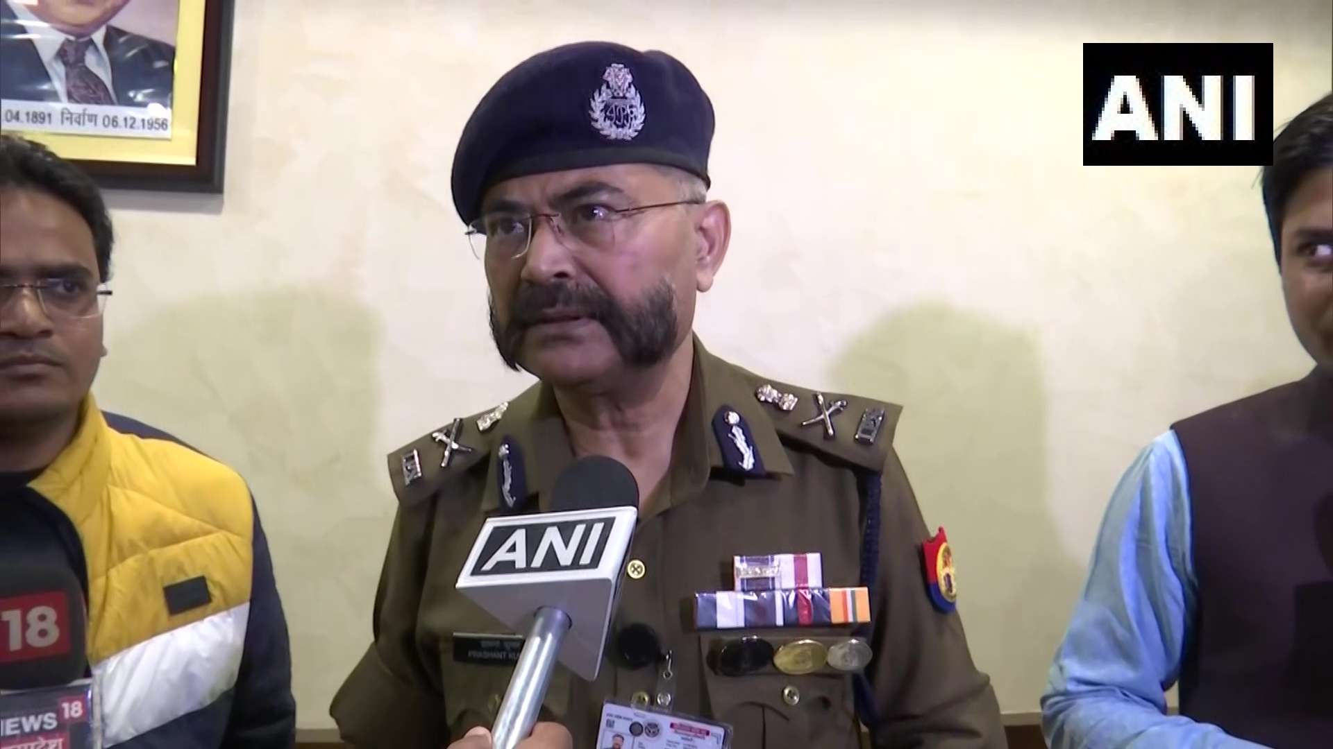 प्रश्न पत्र लीक होने के कारण उत्तर प्रदेश टीईटी परीक्षा स्थगित, 26 गिरफ्तार