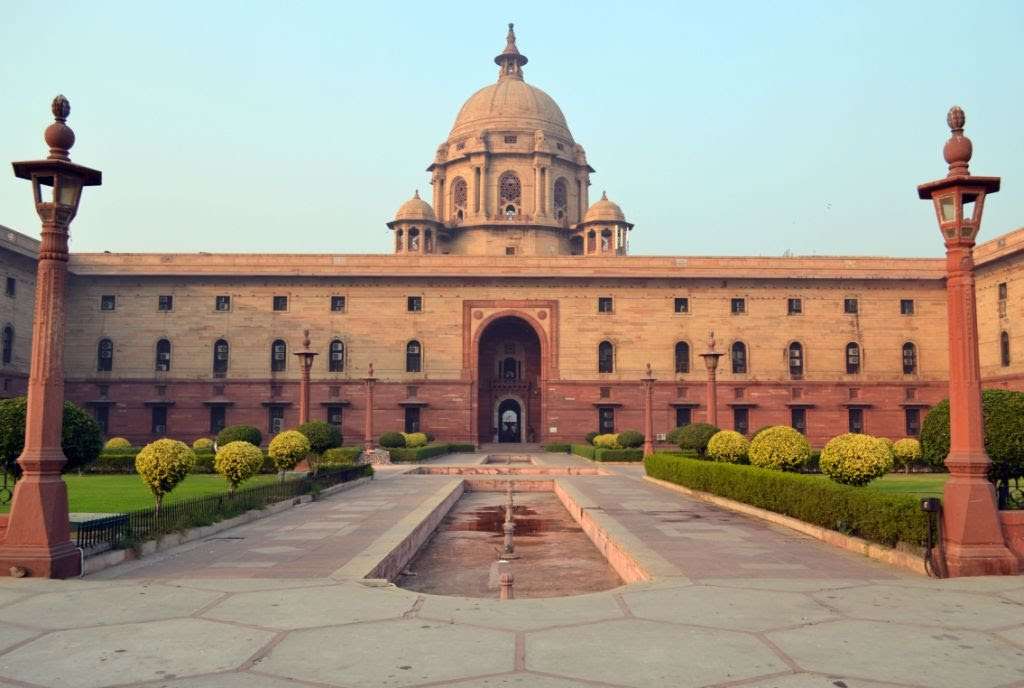 शीतकालीन सत्र से पहले मोदी सरकार का बड़ा दांव: ED, CBI चीफ का कार्यकाल बढाकर किया 5 साल