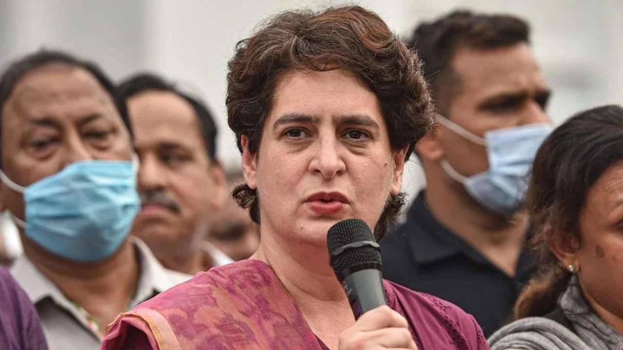 कल फ़िरोज़ाबाद में हुंकार भरेंगी प्रियंका गांधी