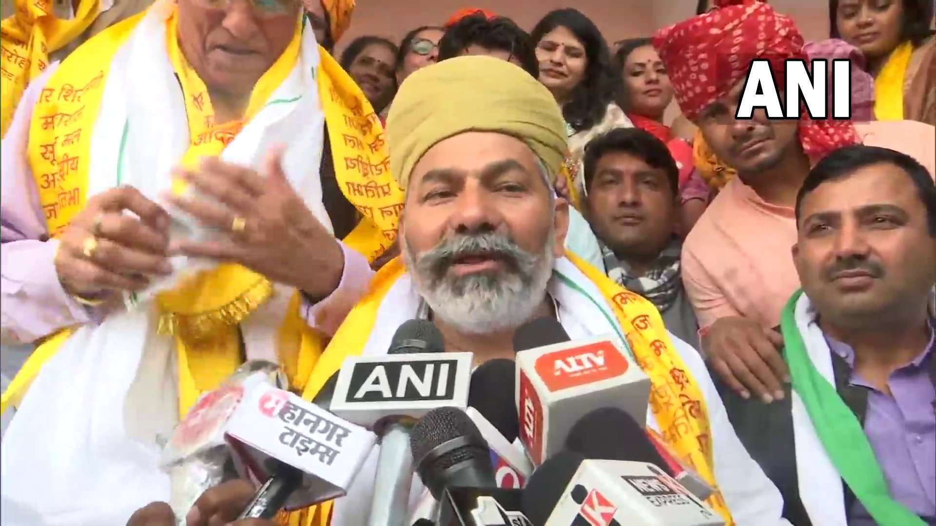 कृषि मंत्री के बयान पर टिकैत बोले, ‘आंदोलन अभी सिर्फ स्थगित हुआ है, किसान 4 महीने छुट्टी पर गए हैं’