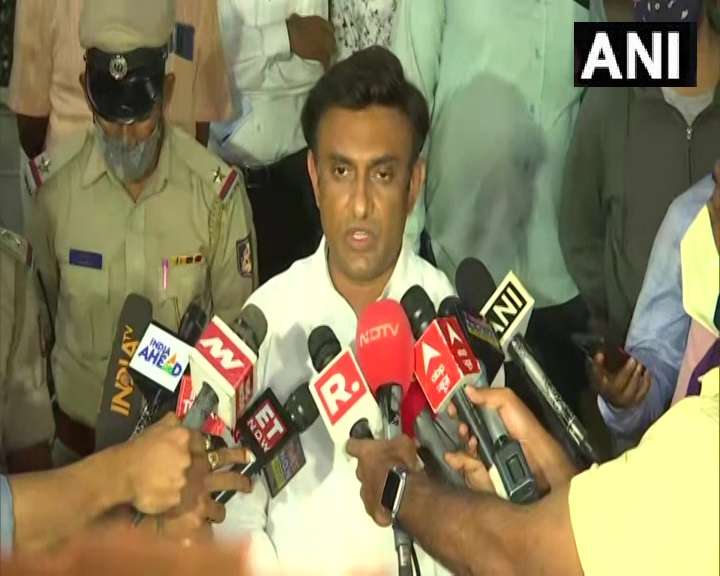 कर्नाटक में ओमिक्रोन के 2 मामले सामने आये, कोरोना के नए वेरिएंट को लेकर कई राज्यों में सतर्कता