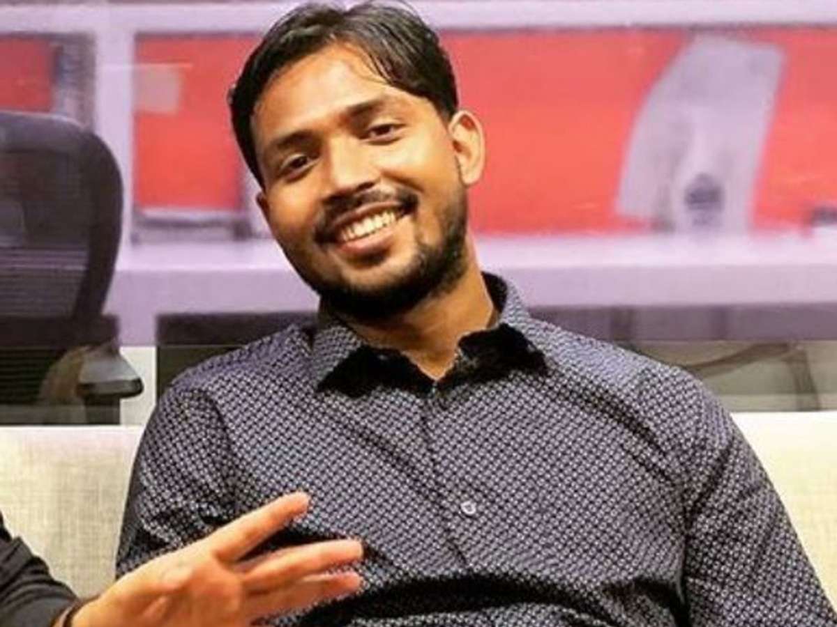 बिहार रेलवे परीक्षा आंदोलन: कौन हैं खान सर, जो मुसलमान नहीं है फिर भी …..