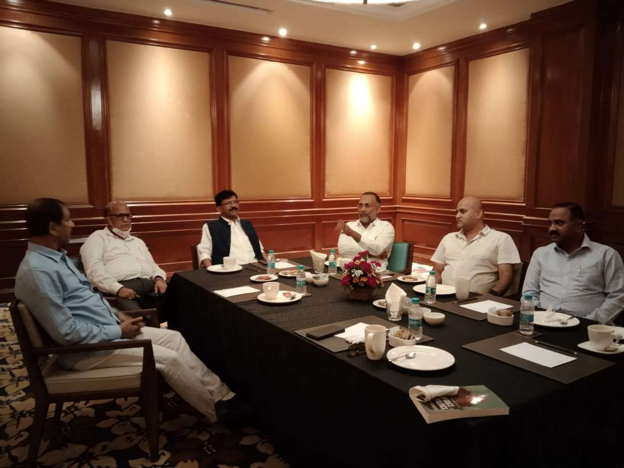 गोवा में कांग्रेस-शिव सेना गठबंधन के करीब, संजय राउत की कांग्रेस नेताओं के साथ बैठक