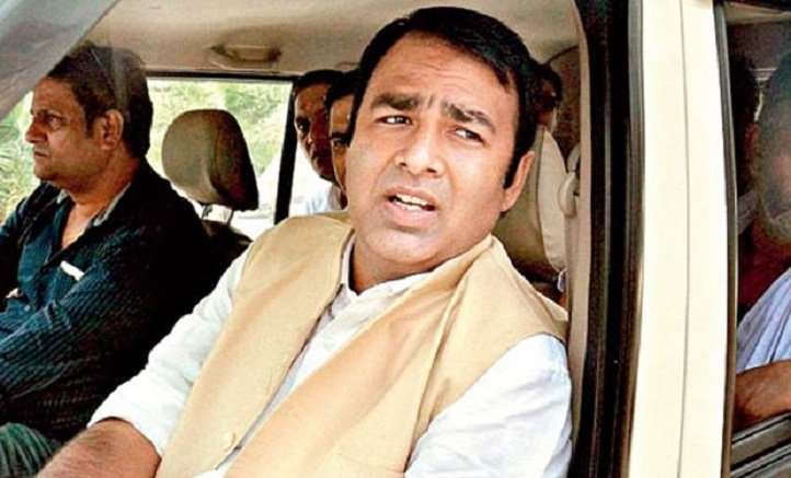 Sangeet Som Sena chief, 9 others booked for vandalising food cart