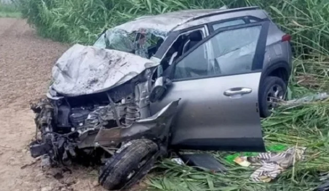 हिमाचल प्रदेश में कार पलटी, पांच की मौत