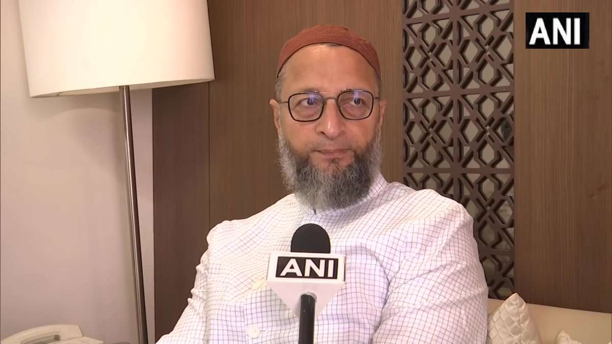 वक्फ कानून वापस होने तक इसके खिलाफ प्रदर्शन जारी रहेगा: ओवैसी