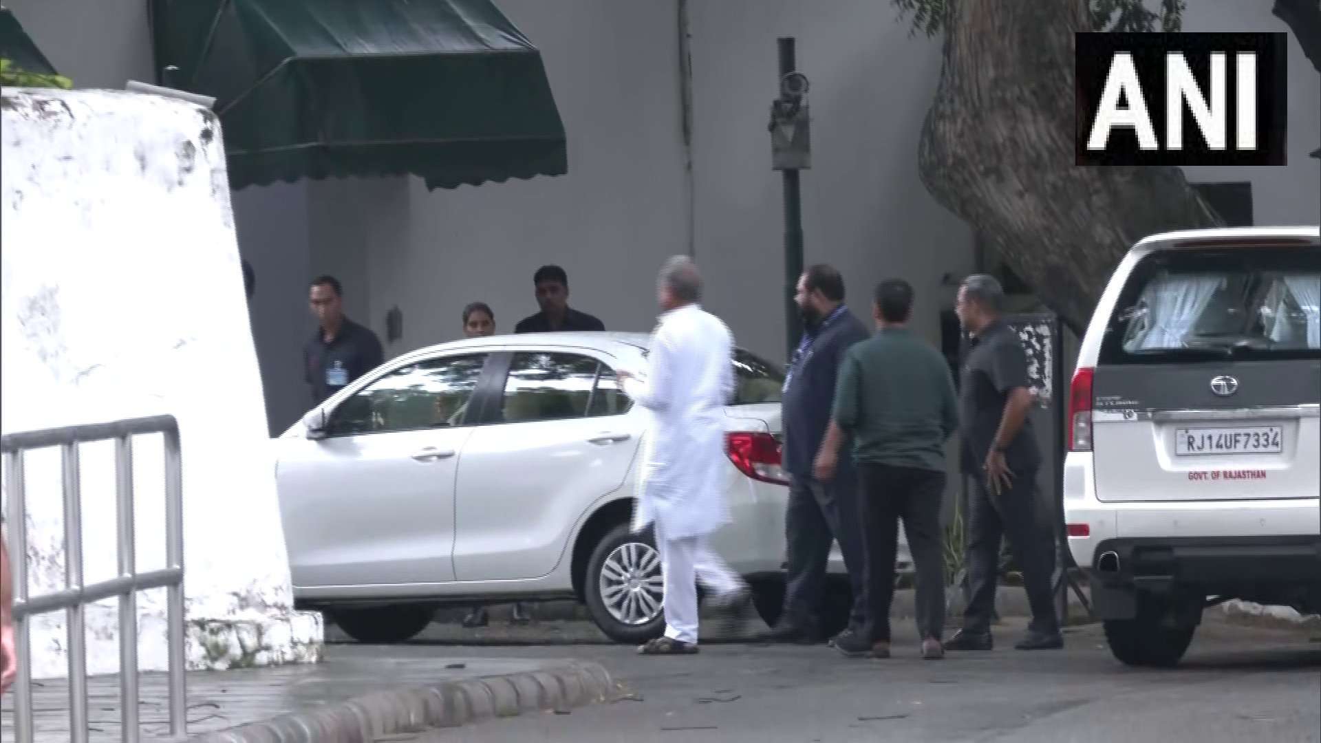 सोनिया से मिले अशोक गहलोत, इस मुलाकात पर लगाए जा रहे कयास