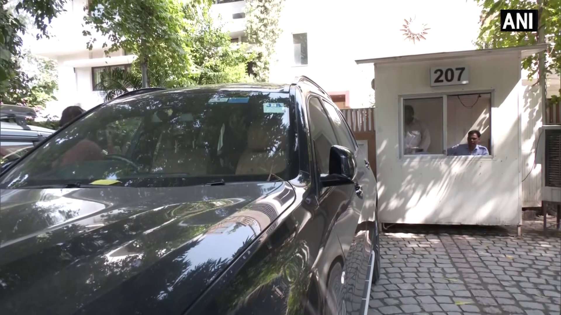 दिल्ली: आबकारी नीति में अनियमितताओं को लेकर ईडी की ताबड़तोड़ छापेमारी