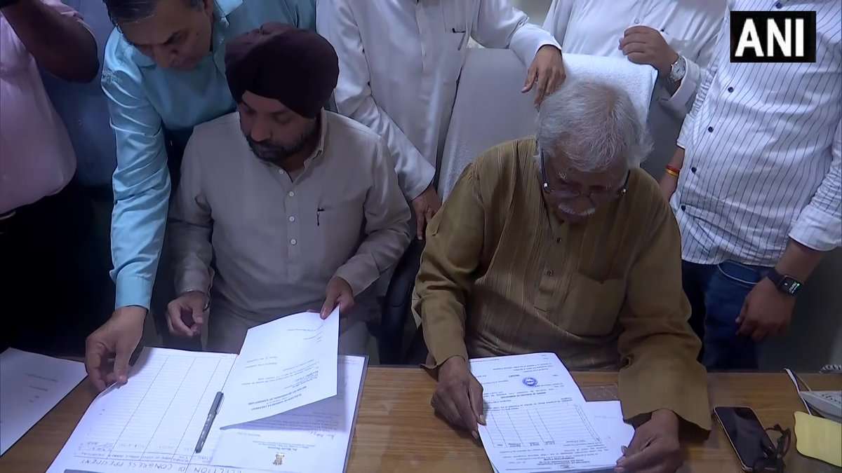 शशि थरूर भी लड़ेंगे कांग्रेस अध्यक्ष पद का चुनाव, नामांकन फार्म लिया