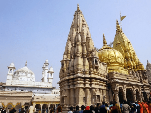 ज्ञानवापी मस्जिद मामले में आज आएगा फैसला, सुरक्षा के कड़े इंतजाम, 144 लागू