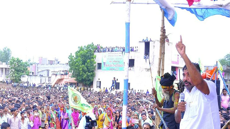 Gujarat Election 2022 : गुजरात में आदिवासी वोटर किस पर करेंगे भरोसा ? जानें कौन है यहां का ‘दादा’