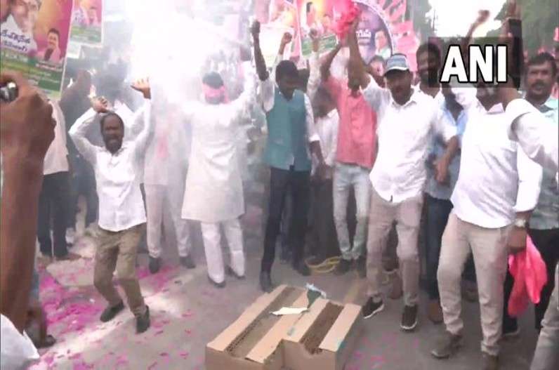 नयी दिल्ली : किशनगंज रेल अंडर ब्रिज का तीसरा पुल खुला