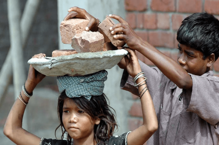 एक ज़िंदगी जो सम्मान की हक़दार है