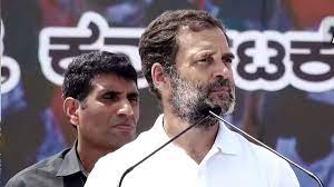 कर्नाटक : भारत जोड़ो यात्रा: राहुल गांधी अंगदान करने वाले लोगों के परिजनों के साथ आगे बढ़े