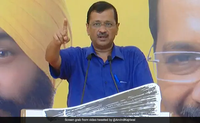 नोटों पर लक्ष्मी-गणेश की तस्वीर: अपने बयान पर चौतरफा घिरे केजरीवाल