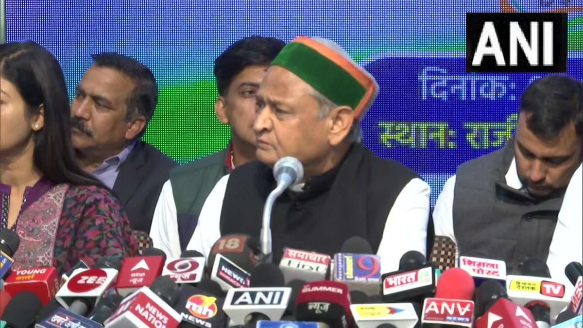 गहलोत बोले, ‘अगर हम लोगों को पीएम मोदी का 2014 का भाषण सुना दें तो……’.