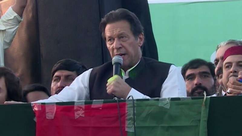 पाक के पूर्व प्रधानमंत्री इमरान खान पर जानलेवा हमला