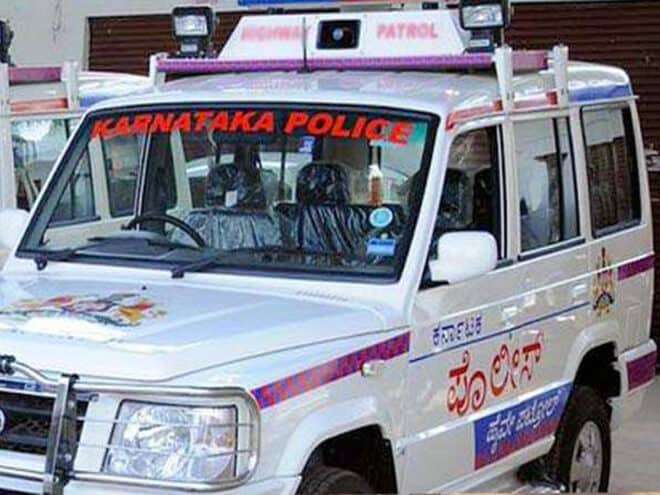 भड़काऊ भाषण के लिए बीजेपी एमपी प्रज्ञा ठाकुर के खिलाफ पुलिस में शिकायत