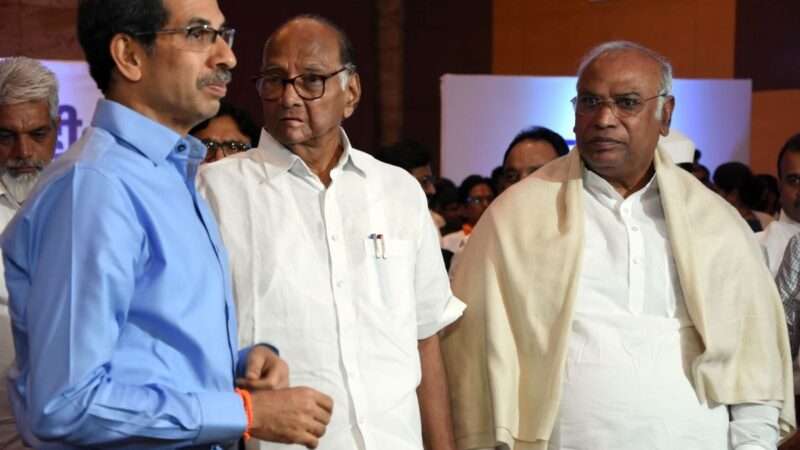 महाराष्ट्र: सरकार के खिलाफ महाविकास अघाड़ी की मोर्चाबंदी, शनिवार को मुंबई मार्च में जुटेंगे लाखो लोग