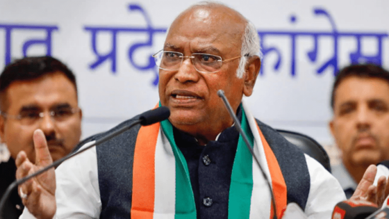 असम के सीएम अब जेलों की मरम्मत कराएं, क्यों कि जल्द उन्हें वहीँ रहना है: खरगे