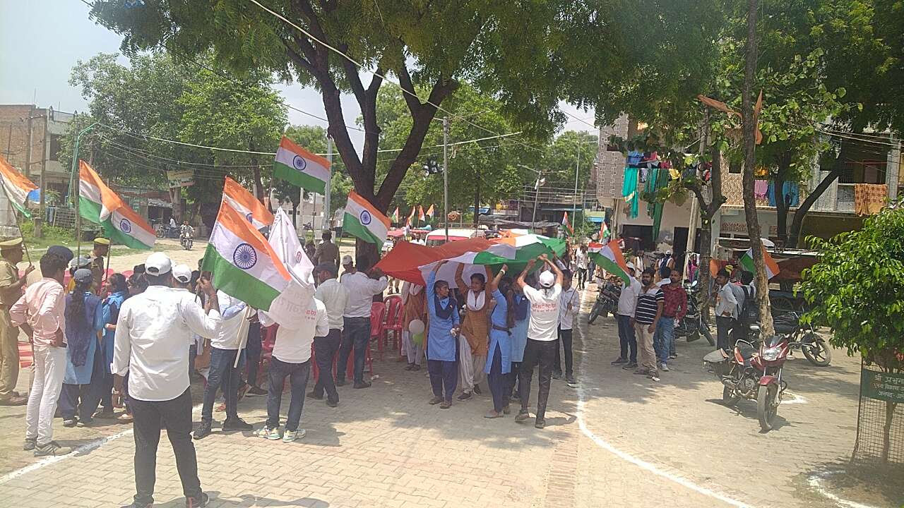 आजादी के जश्न में डूबी अमेठी, देखें तस्वीरे