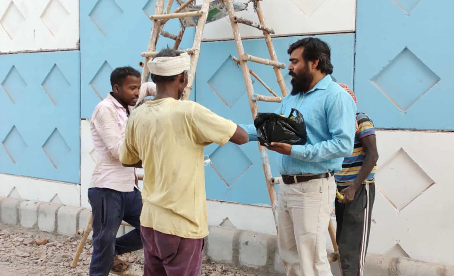 मजदूर दिवस: श्रमिकों के अधिकारों और कल्याण के लिए संघर्ष का लिया संकल्प